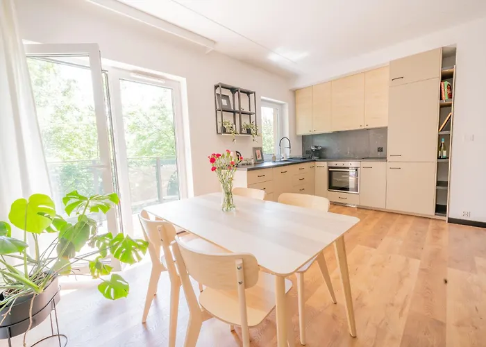 New & Cozy By The Park Chorzów