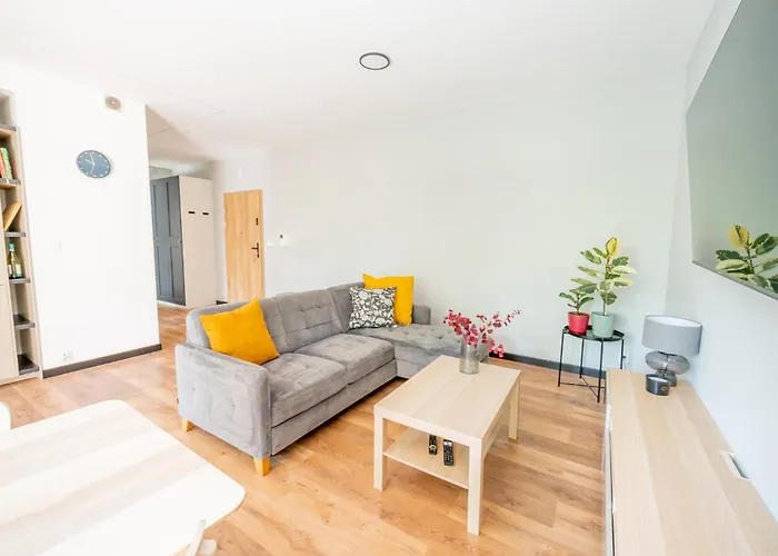 New & Cozy By The Park * Chorzów