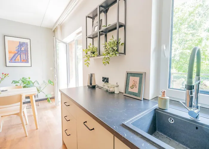 New & Cozy By The Park Appartement Chorzów